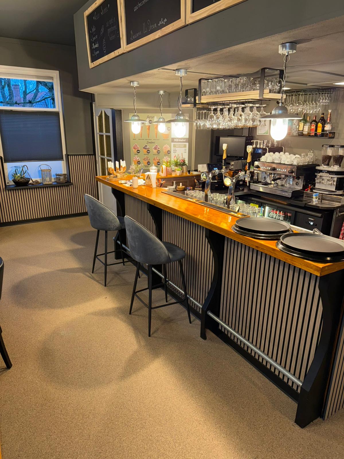 Grindvloer opgeleverd in een restaurant
